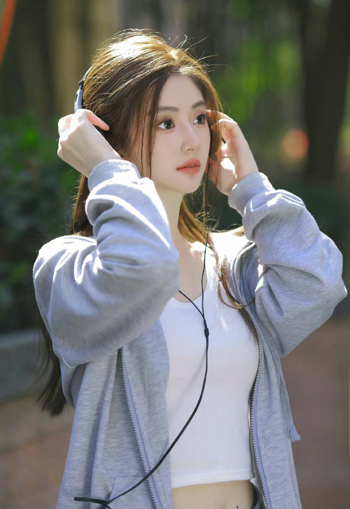 跨设备也能小窗 · 喜剧